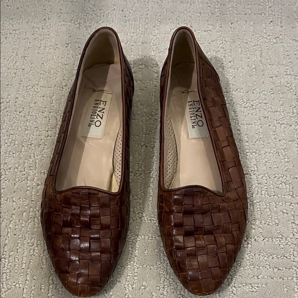 Enzo Angiolini Chestnut Woven Flats women’s size 9